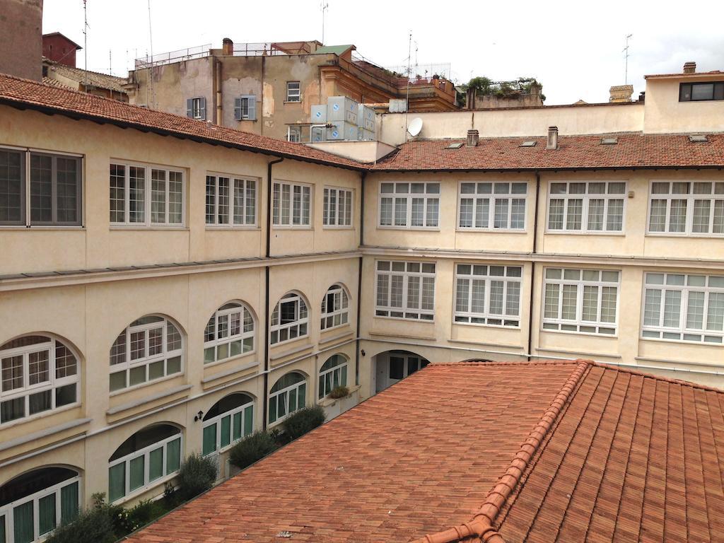 Baccina Inn Rome Room photo